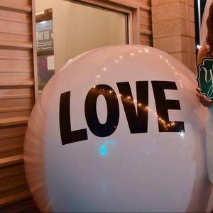 Love ball 5ft